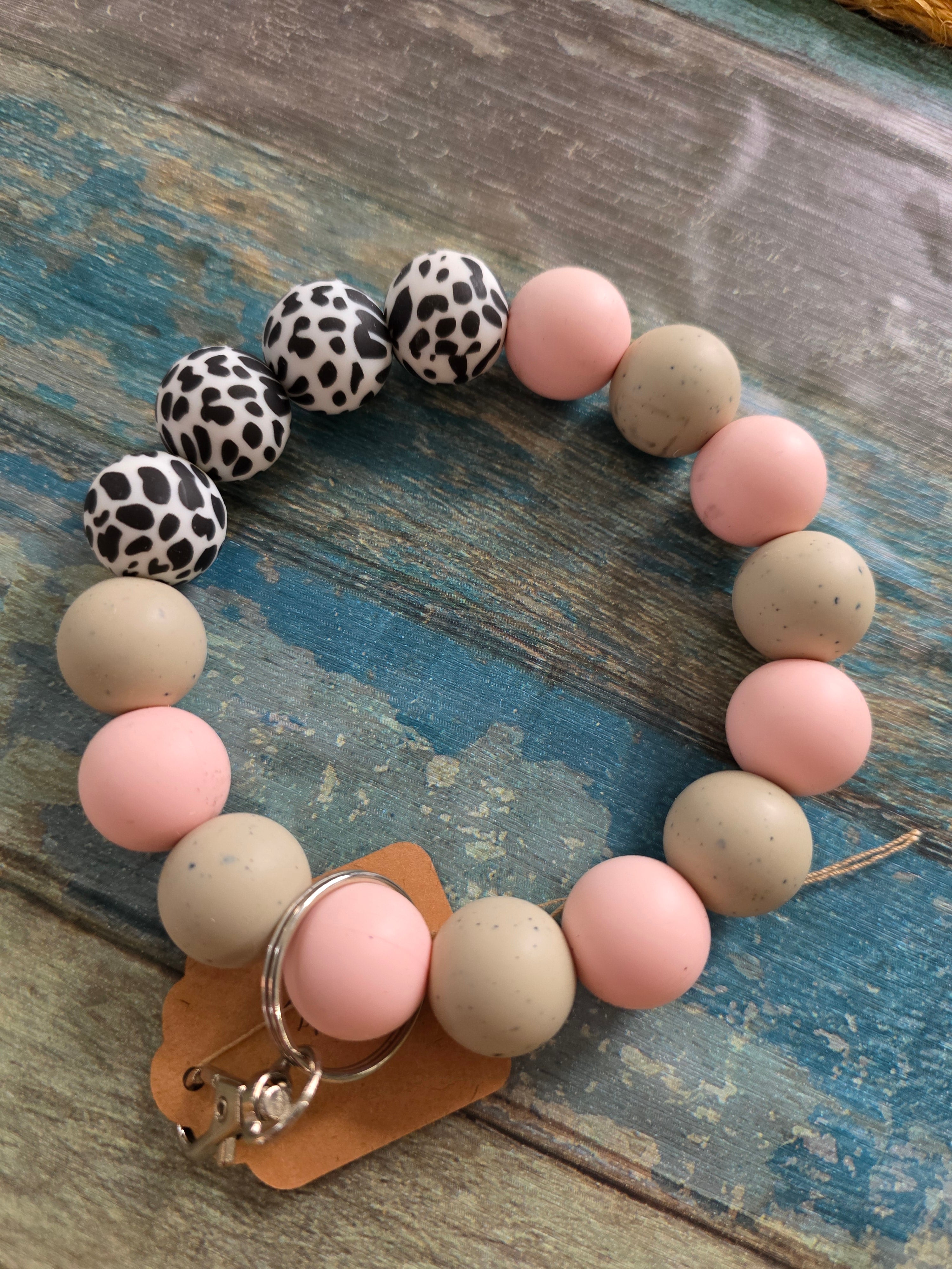 Silicone beaded wristlet keychain